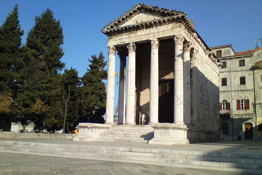 Pula