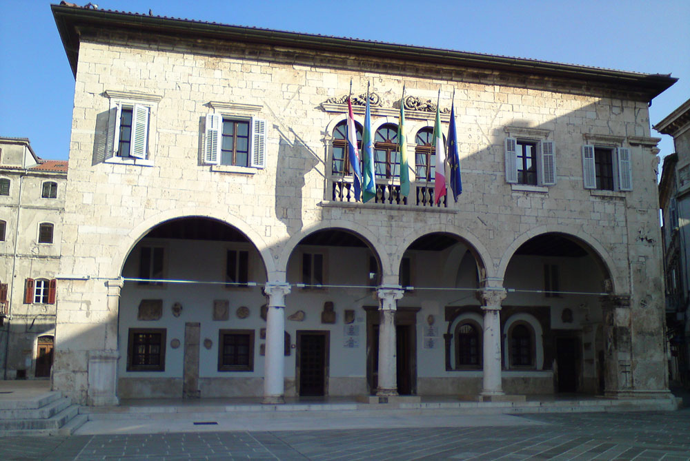 Pula