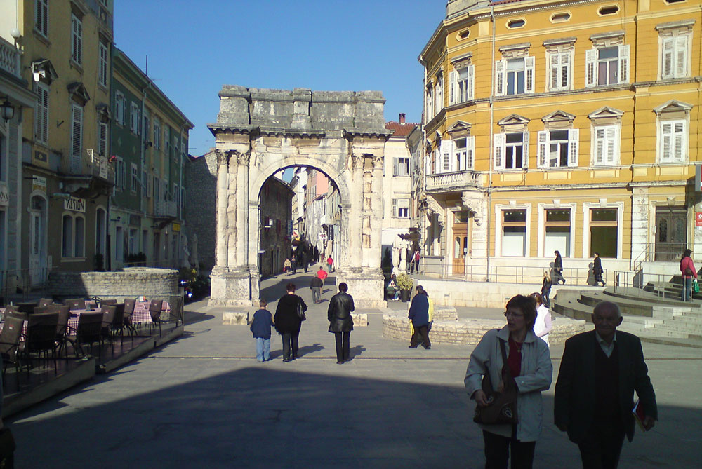 Pula